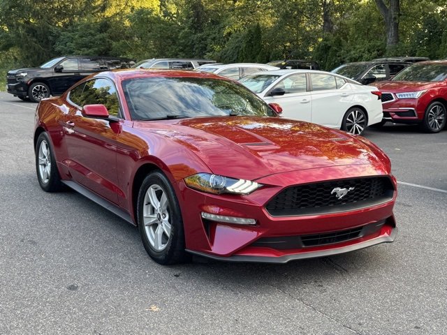 Used 2020 Ford Mustang Coupe image 3