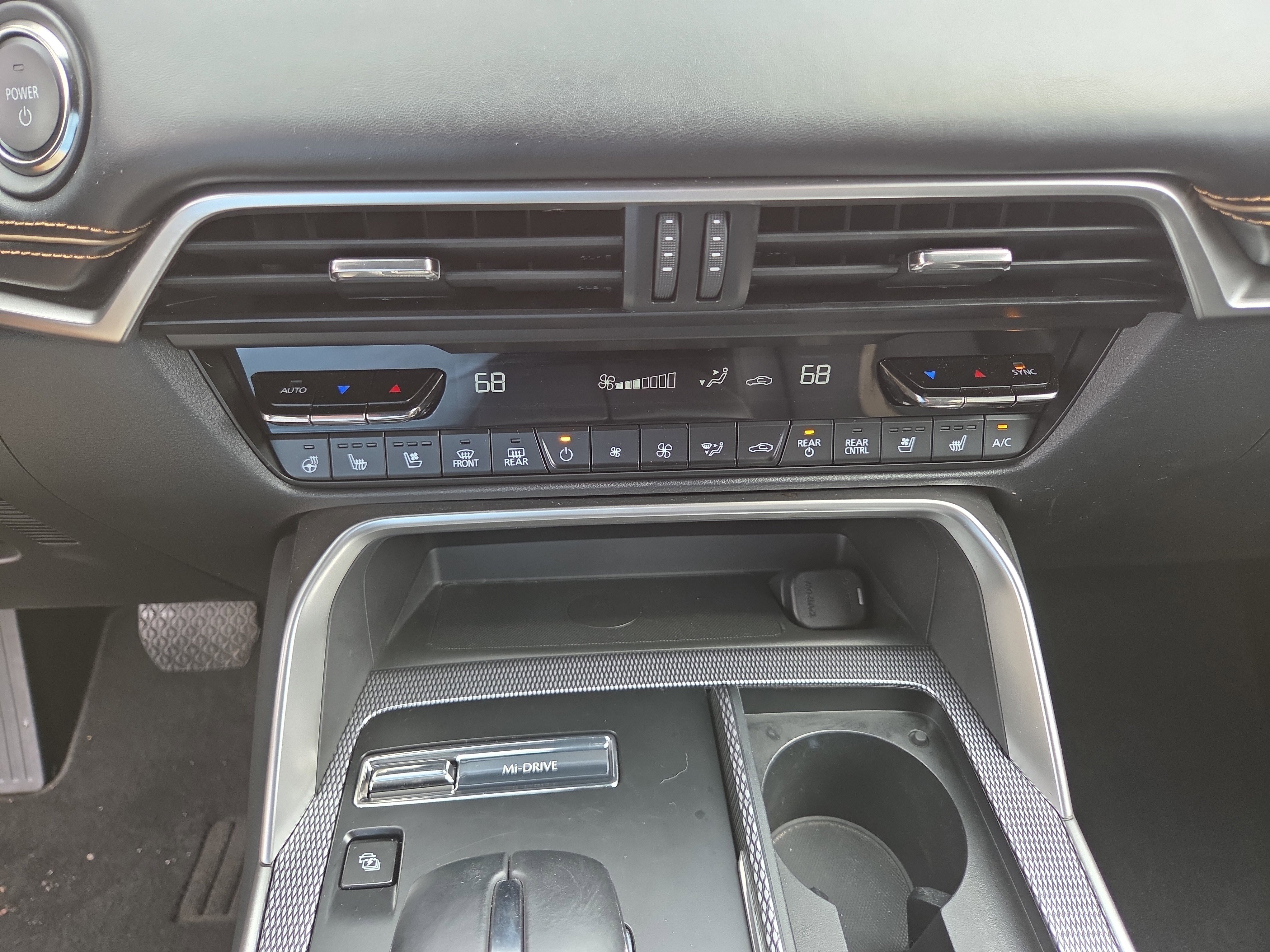 Used 2024 MAZDA CX-90 Plug-In Hybrid w/ Premium Plus image 26