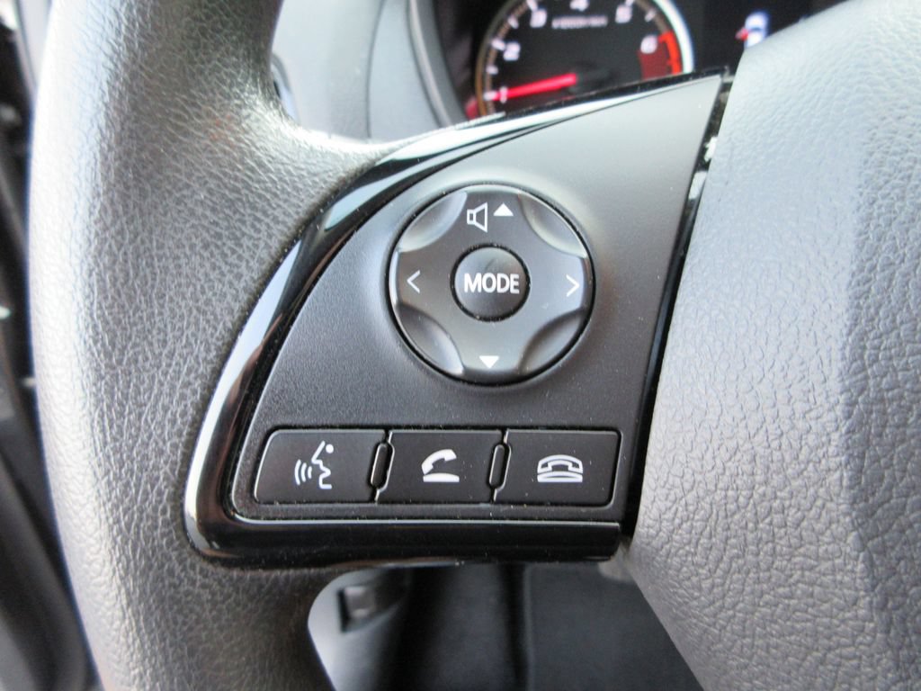 Used 2025 Mitsubishi Eclipse Cross LE AWD/4WD image 24