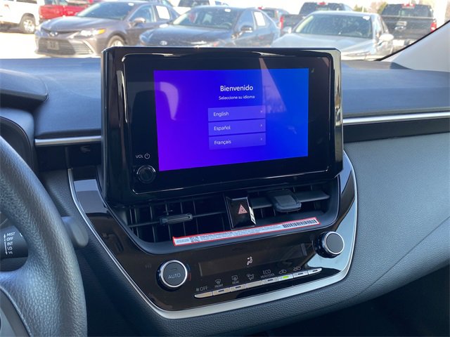 Used 2025 Toyota Corolla LE image 26