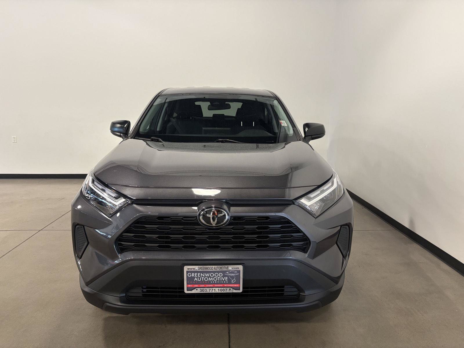 Used 2023 Toyota RAV4 LE AWD/4WD image 8