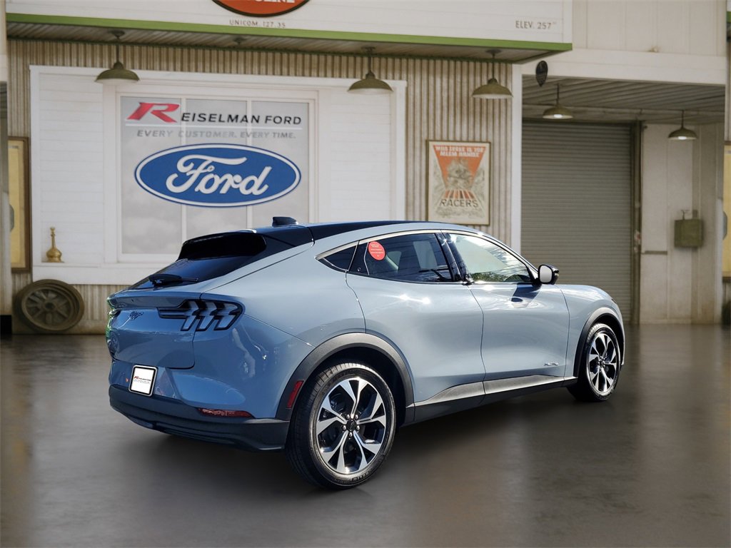 New 2025 Ford Mustang Mach-E Select image 4