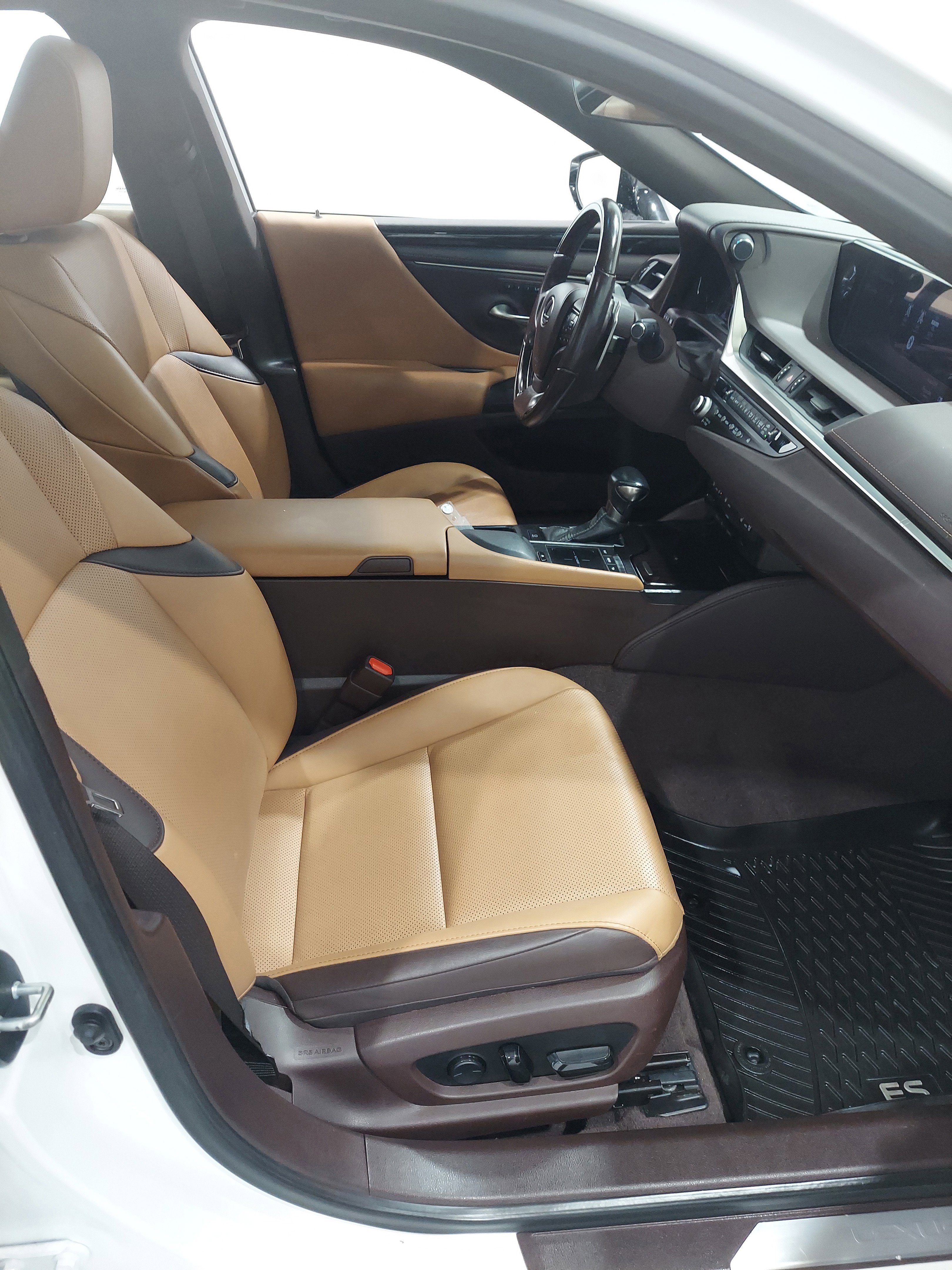 Used 2021 Lexus ES 250 AWD/4WD image 20