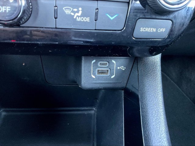 Used 2024 Jeep Compass Limited AWD/4WD image 18