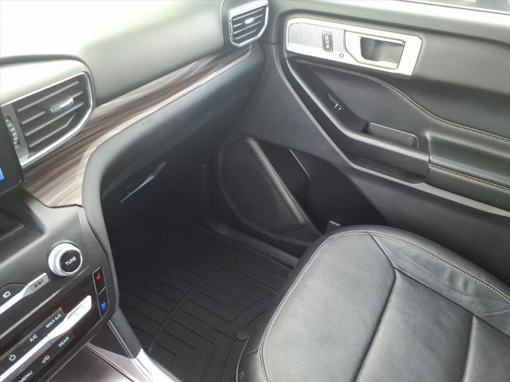 Used 2020 Ford Explorer Limited image 37