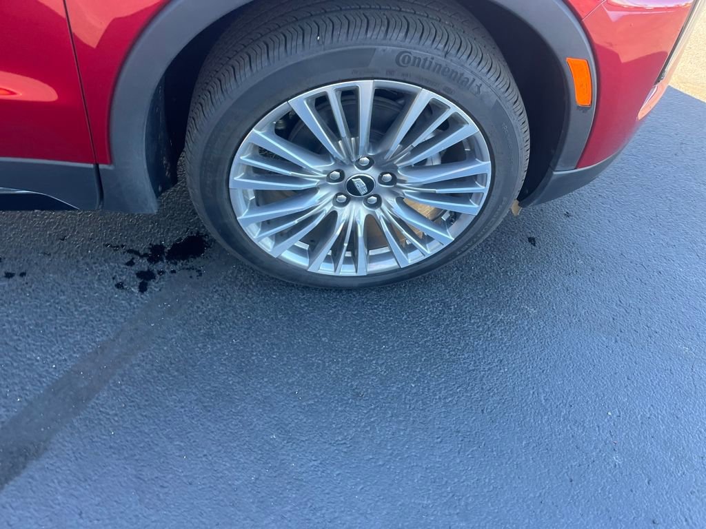 Used 2025 Cadillac XT4 Premium Luxury w/ Technology Package image 31