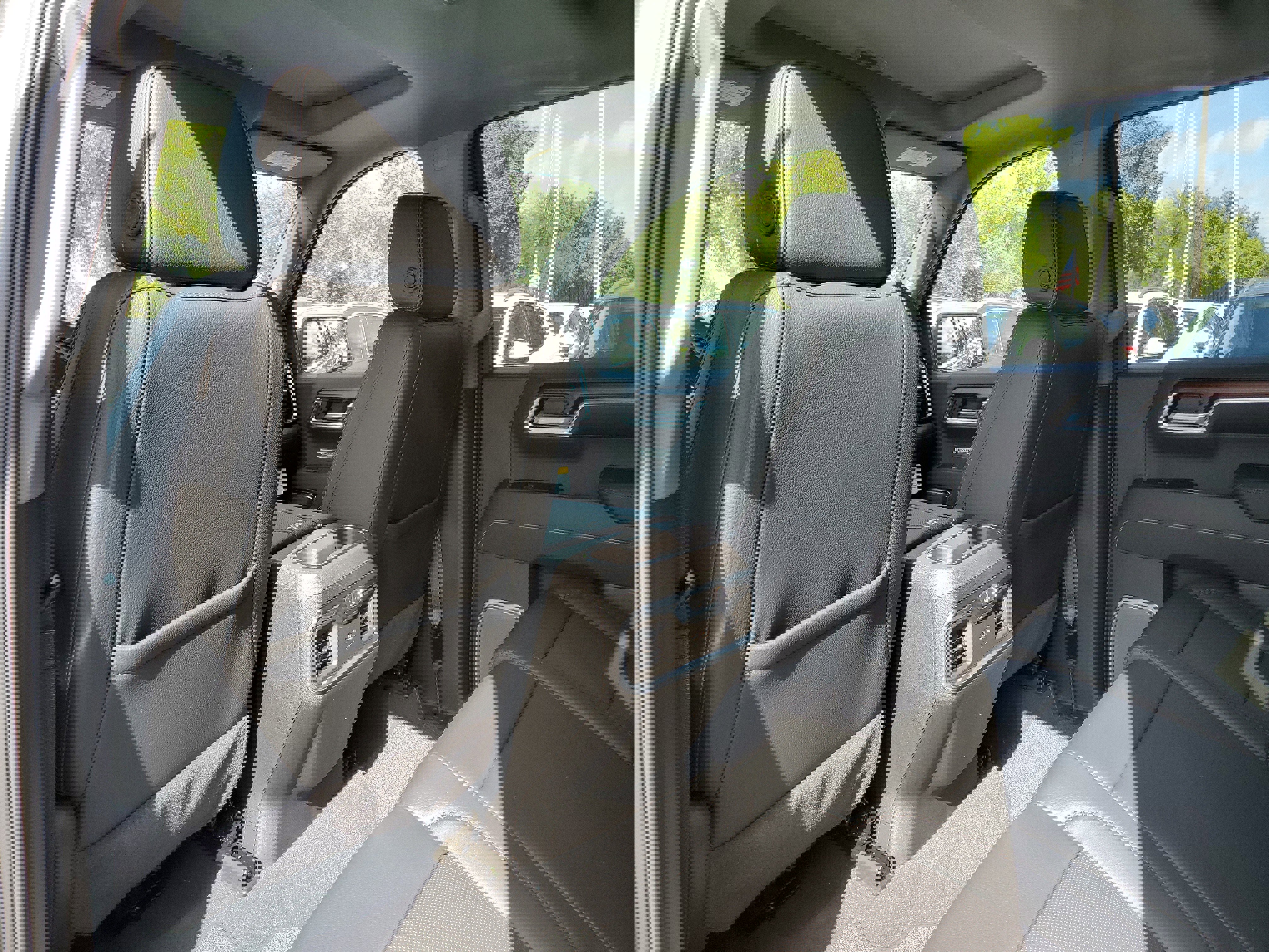 New 2026 GMC Sierra 1500 Denali w/ Denali Reserve Package image 8