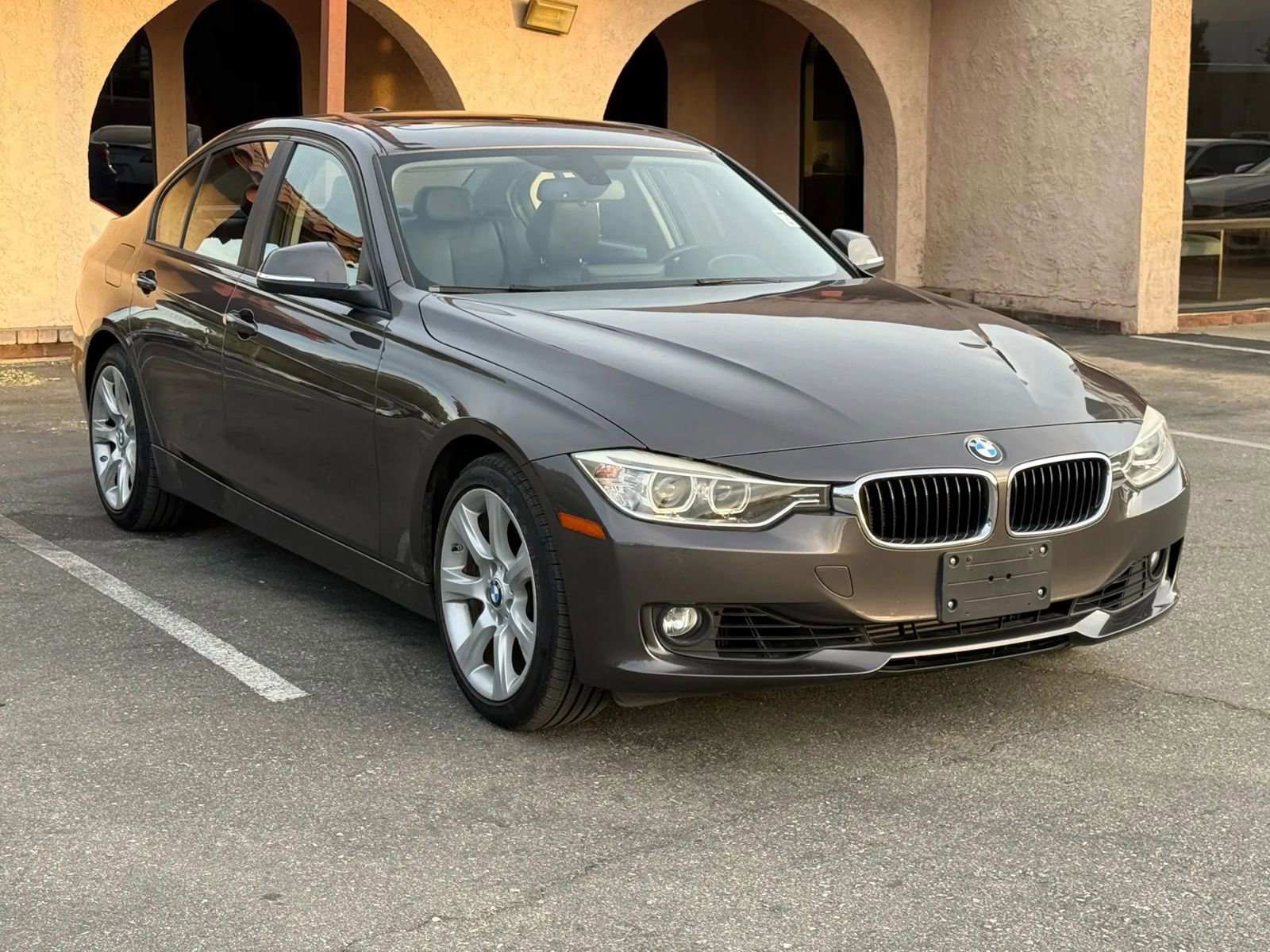 Used 2013 BMW 335i xDrive 335i xDrive Sedan 4D image 3