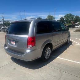 Used 2018 Dodge Grand Caravan SXT FWD image 8