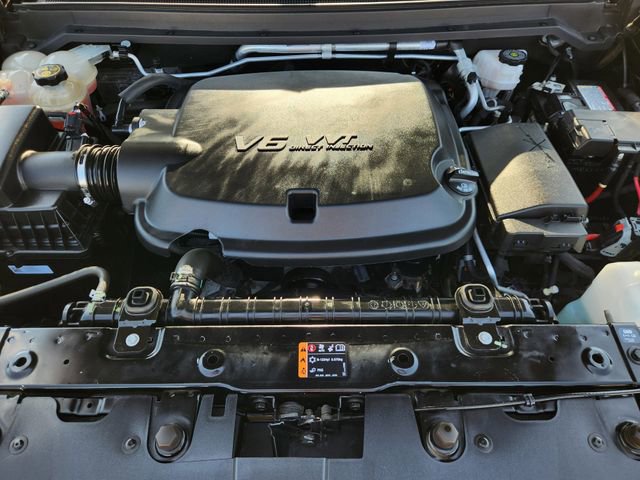 Used 2022 Chevrolet Colorado Z71 w/ Z71 Midnight Edition AWD/4WD image 31