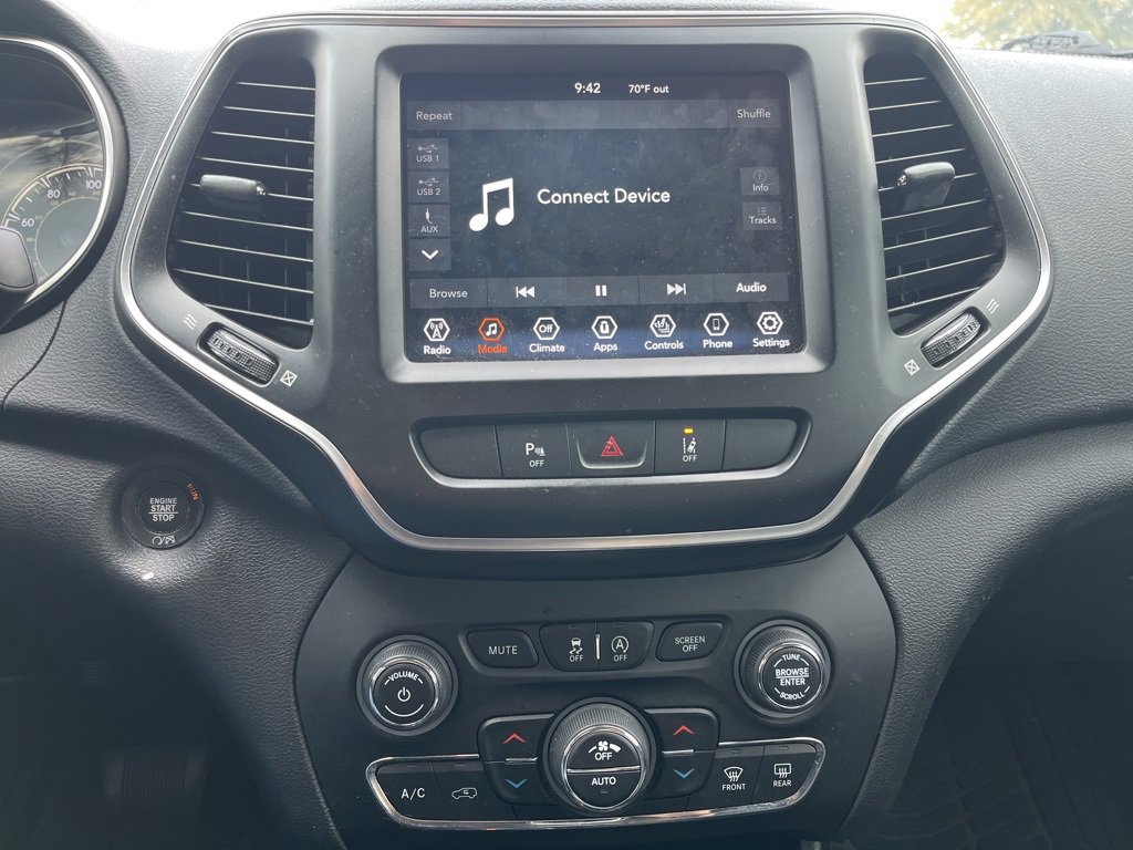 Used 2021 Jeep Cherokee Latitude Lux w/ Comfort/Convenience Group image 13