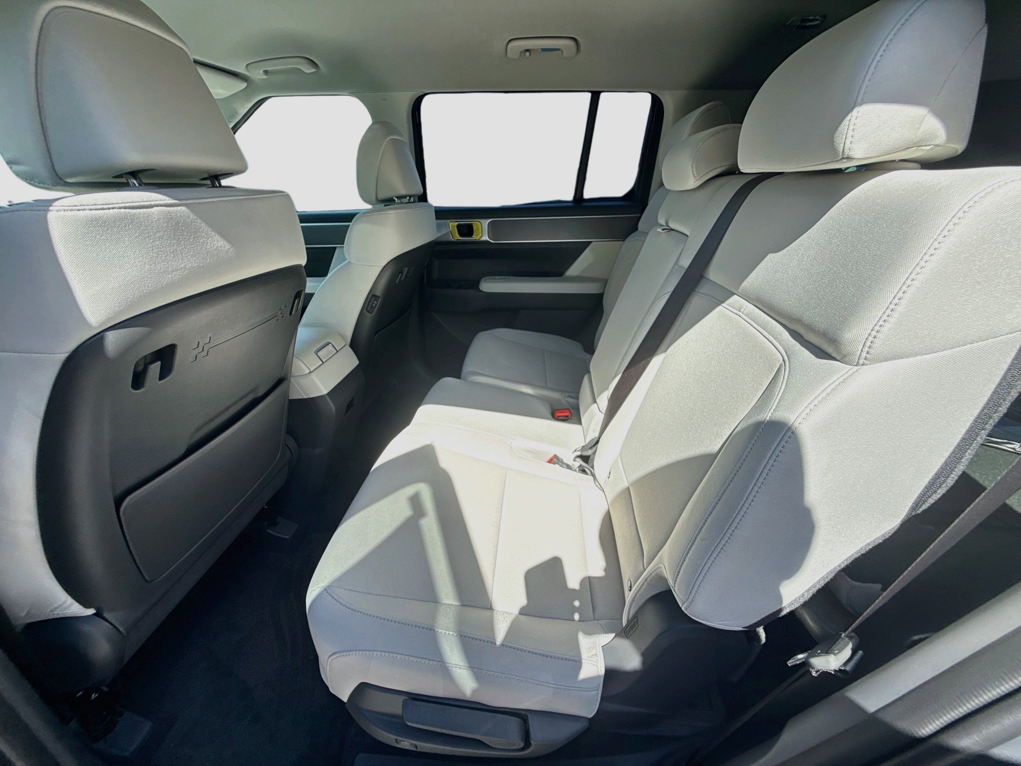 New 2027 Hyundai Santa Fe SE FWD image 17