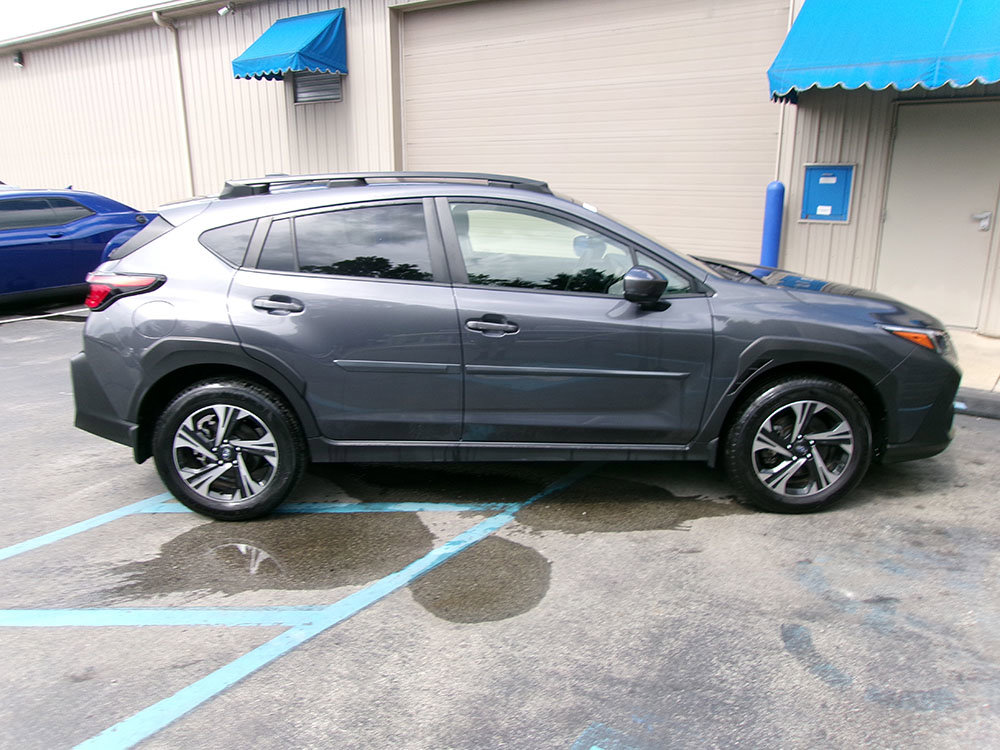 Used 2024 Subaru Crosstrek 2.0i Premium AWD/4WD image 7