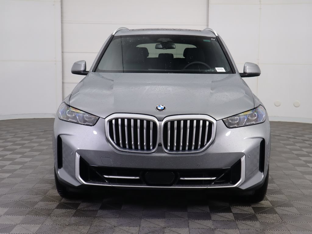 Certified 2026 BMW X5 xDrive40i AWD/4WD image 3