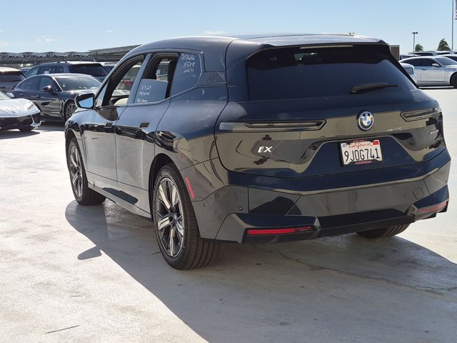 Certified 2024 BMW iX xDrive50 w/ Sport Package AWD/4WD image 7