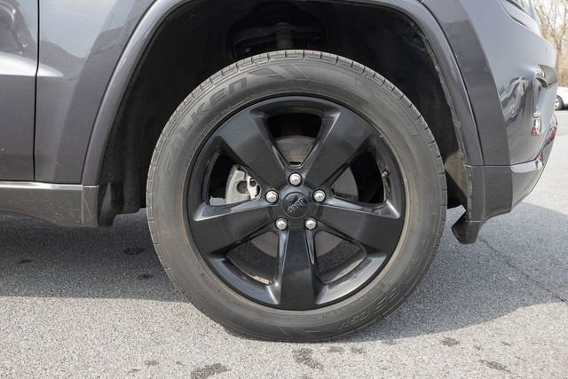 Used 2015 Jeep Grand Cherokee Altitude image 11