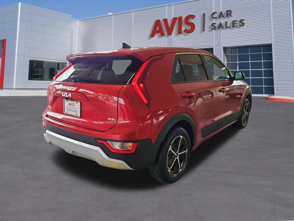 Used 2025 Kia Niro LX FWD image 6