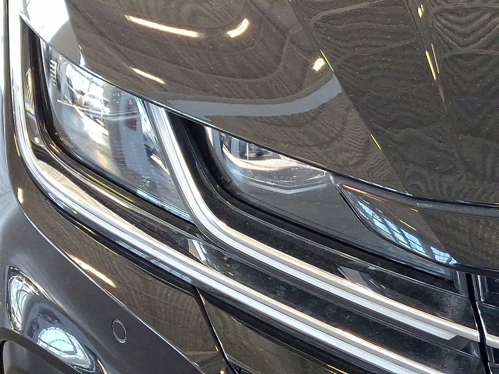 Used 2023 Volkswagen Arteon SEL Premium image 12