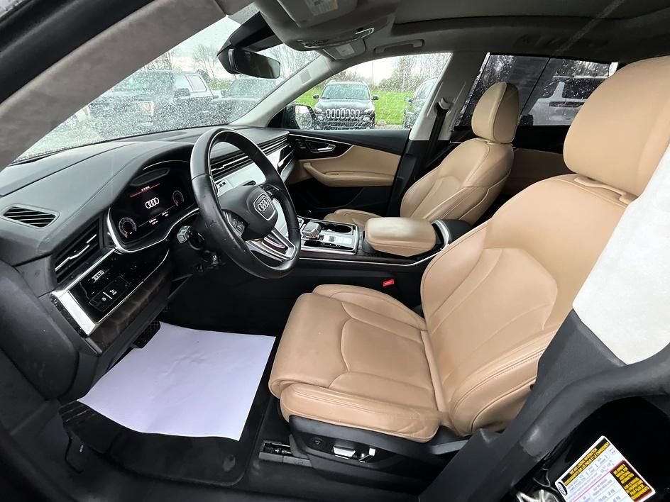 Used 2022 Audi Q8 Prestige AWD/4WD image 12