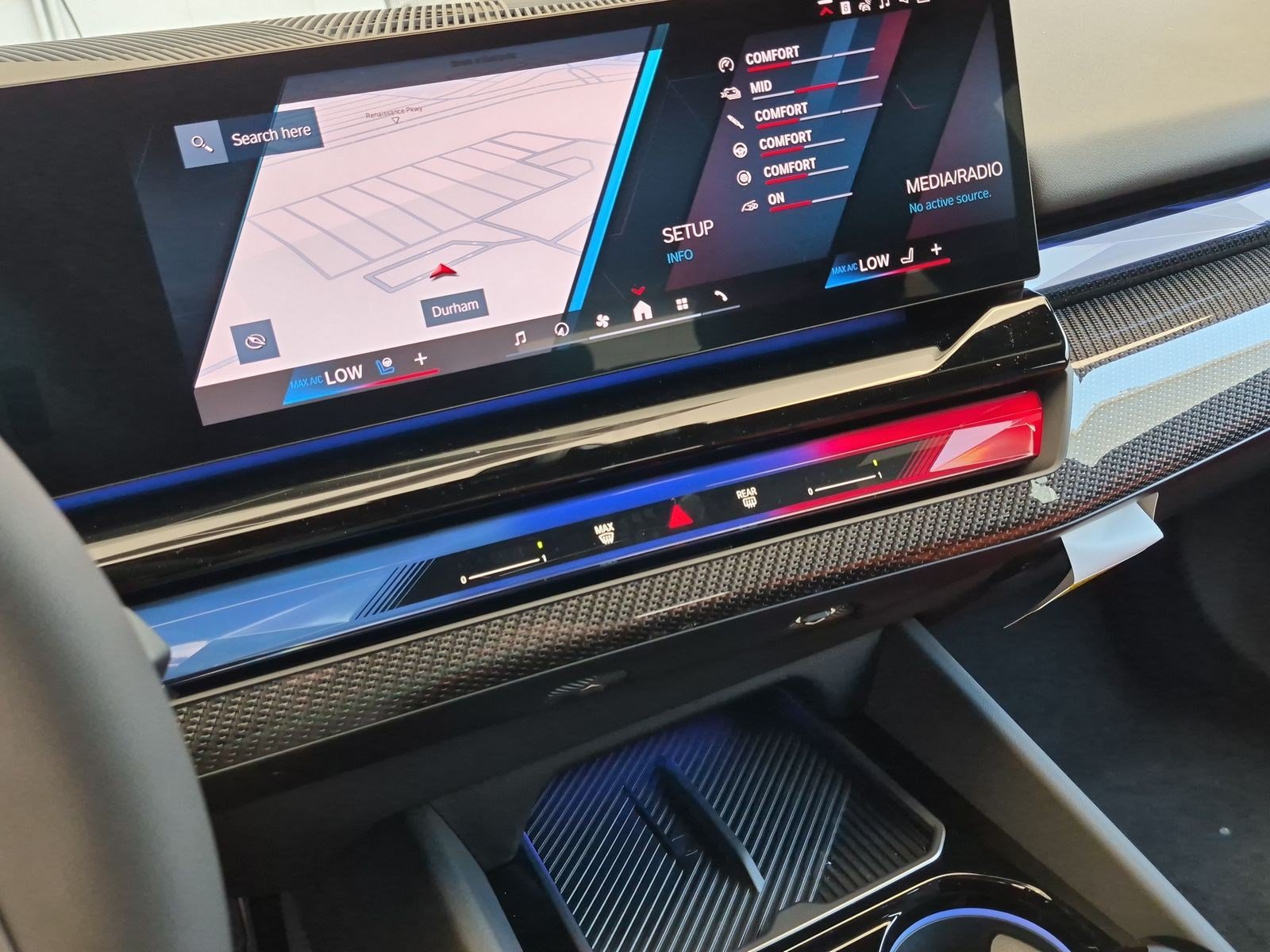 New 2027 BMW M5 Touring AWD/4WD image 28