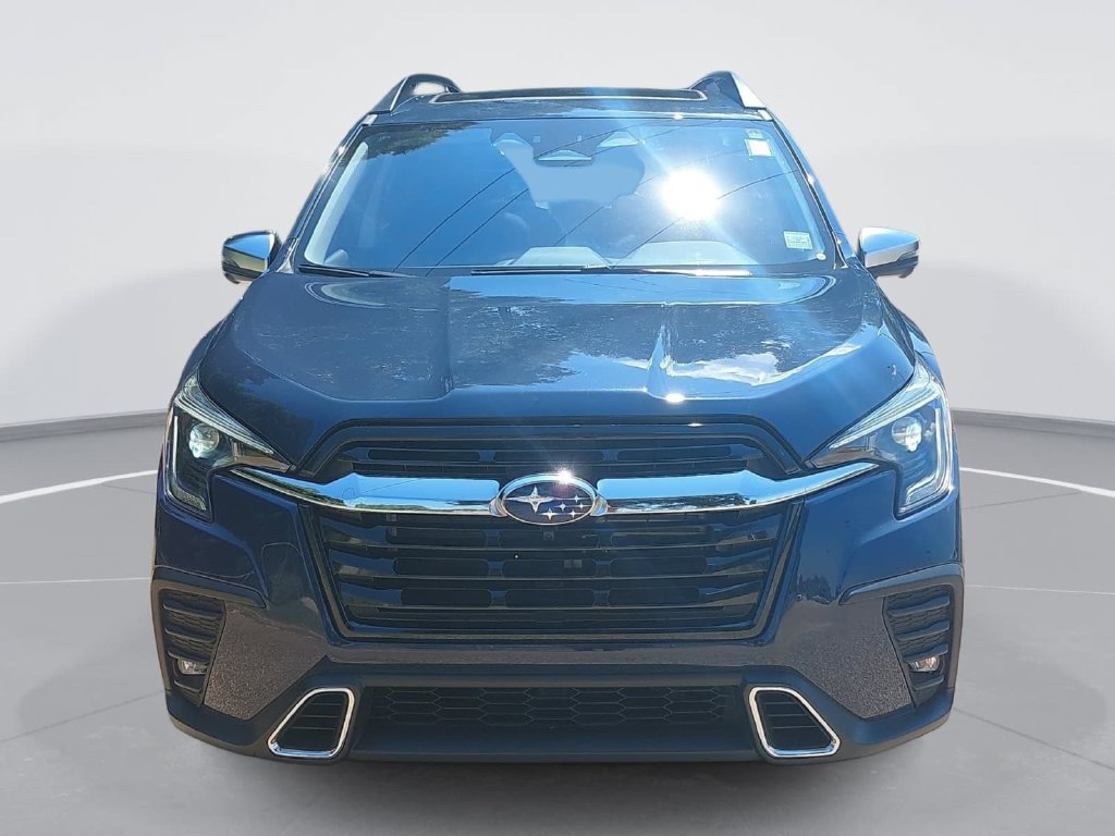Used 2023 Subaru Ascent Touring AWD/4WD image 2