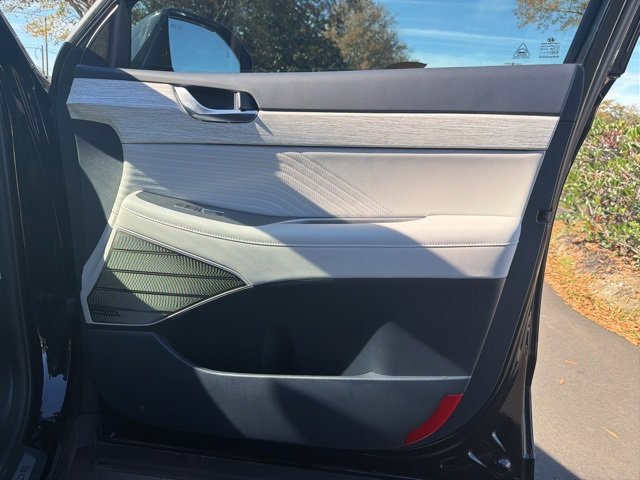 Used 2024 Hyundai Palisade Calligraphy image 10