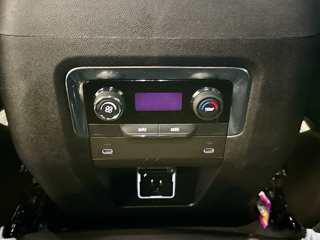 Used 2025 Chevrolet Tahoe LS image 20