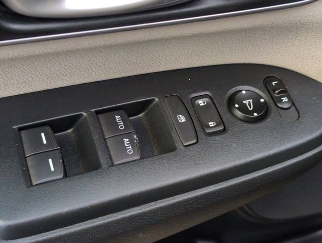 Used 2017 Honda CR-V EX image 23