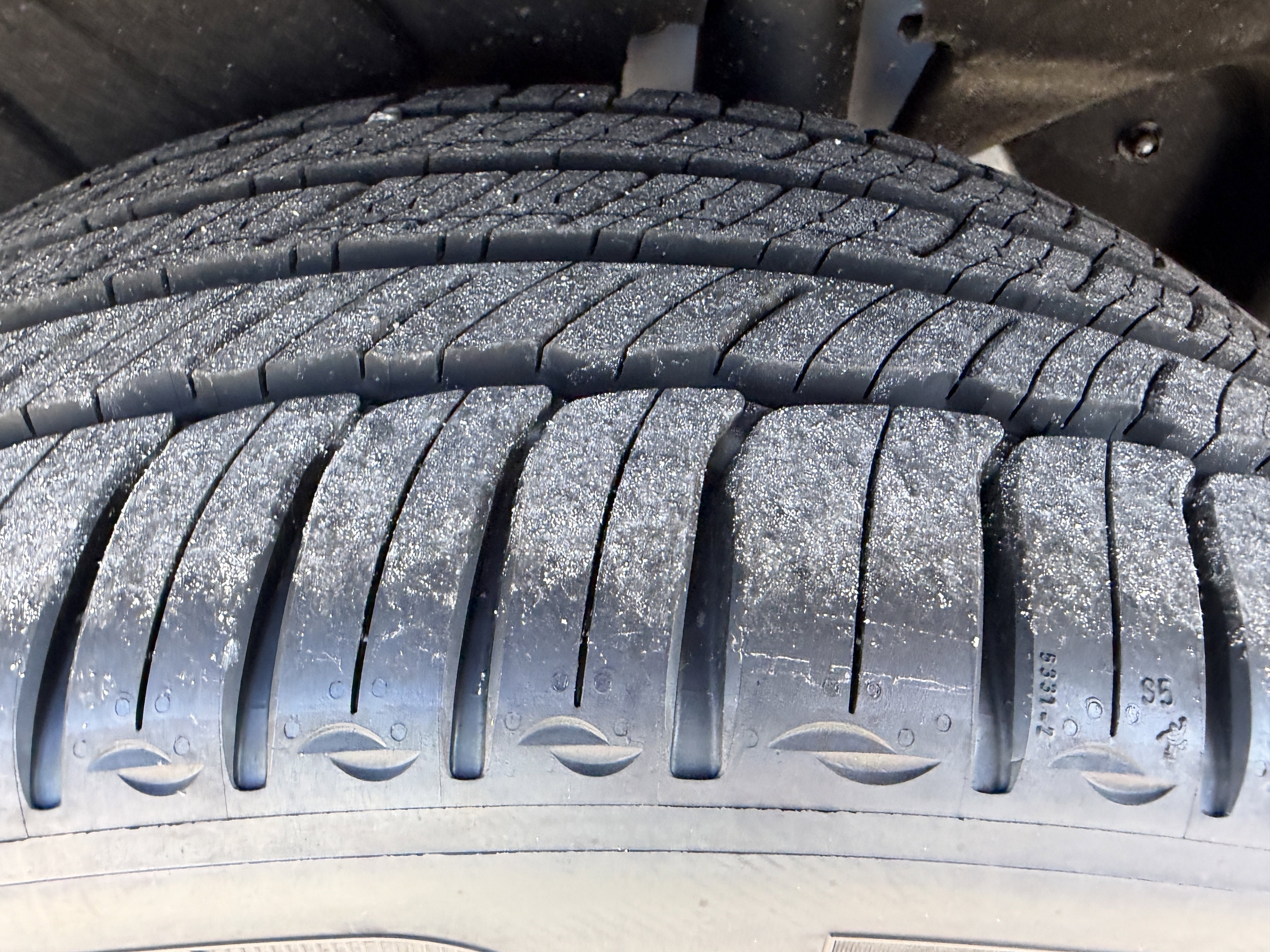 New 2026 Volvo XC40 B5 Core w/ Protection Package image 34