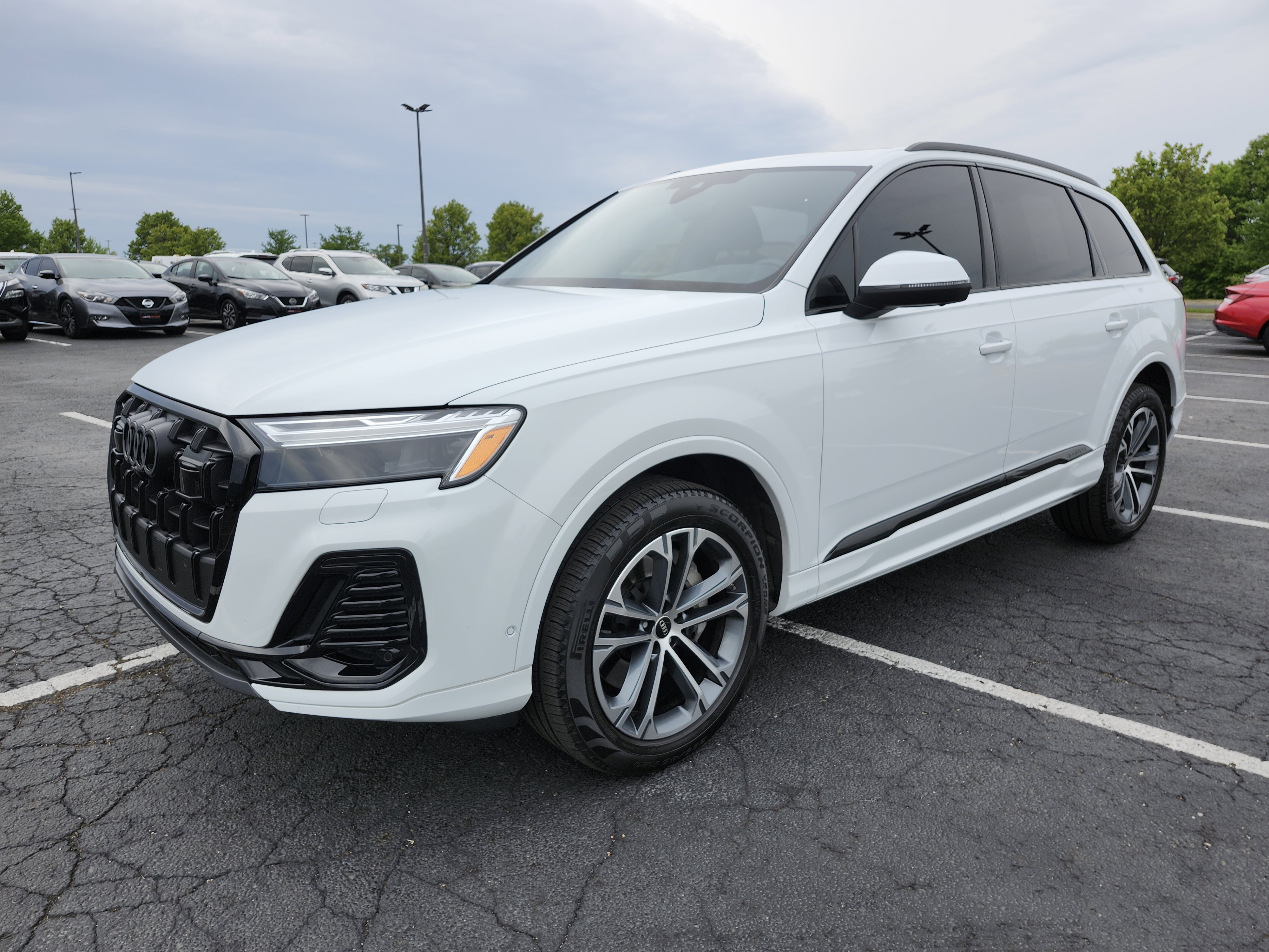 Used 2025 Audi Q7 2.0T Premium Plus AWD/4WD image 16