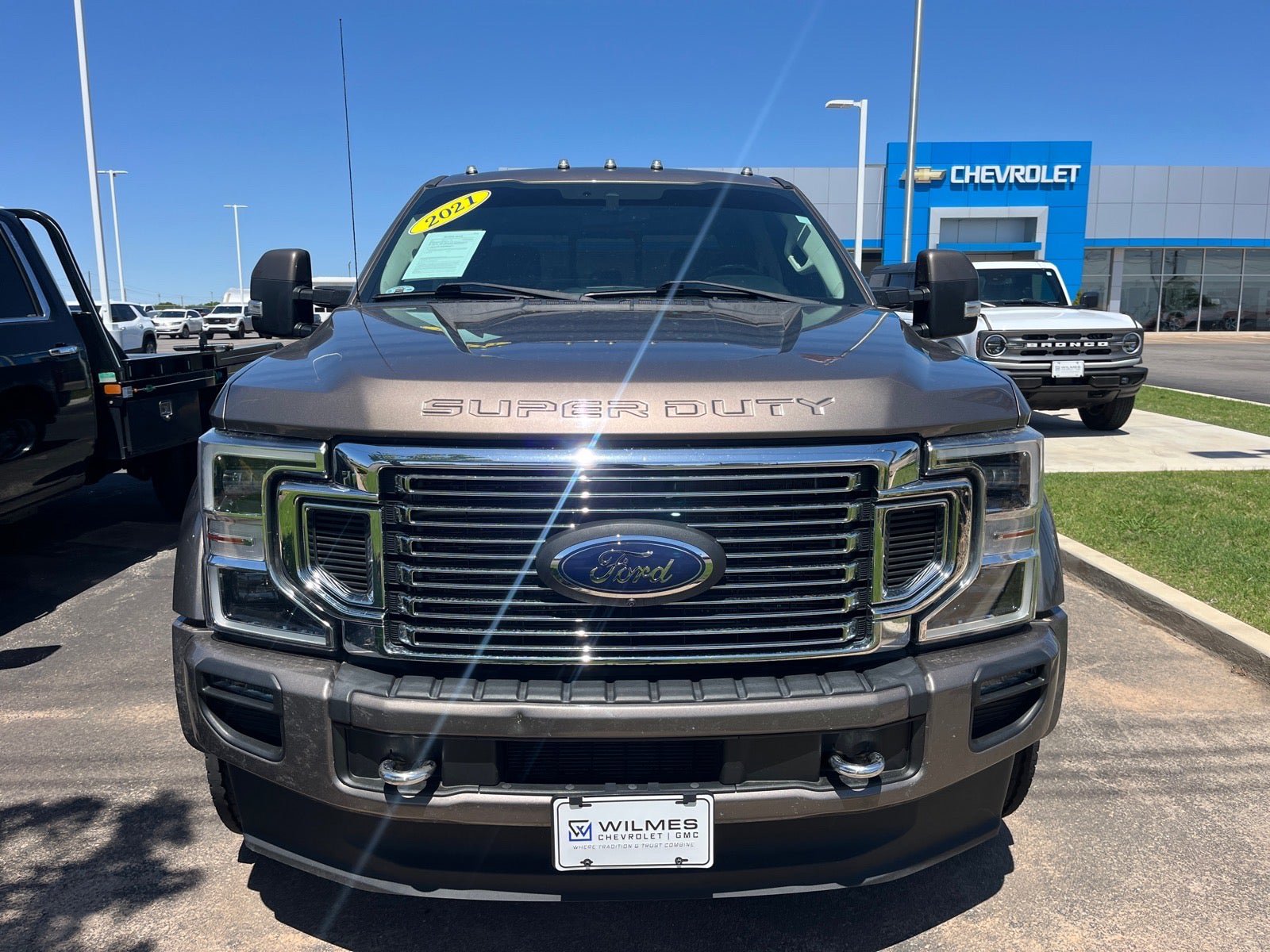 Used 2021 Ford F450 Limited AWD/4WD image 2