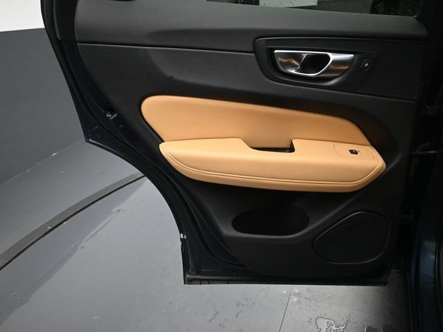 Used 2021 Volvo XC60 T5 Inscription w/ Climate Package AWD/4WD image 23
