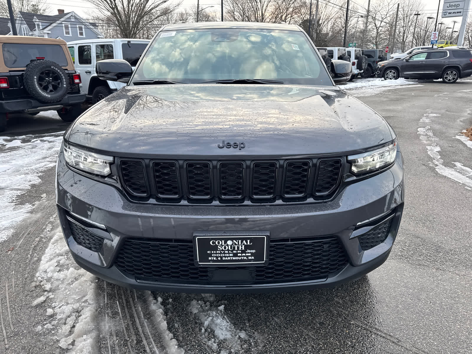 New 2025 Jeep Grand Cherokee Limited w/ Trailer Tow Package AWD/4WD image 9