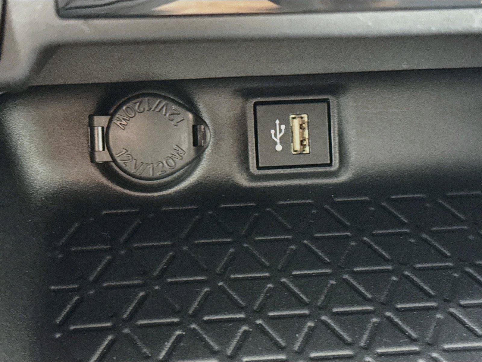 Used 2025 Toyota RAV4 LE FWD image 22