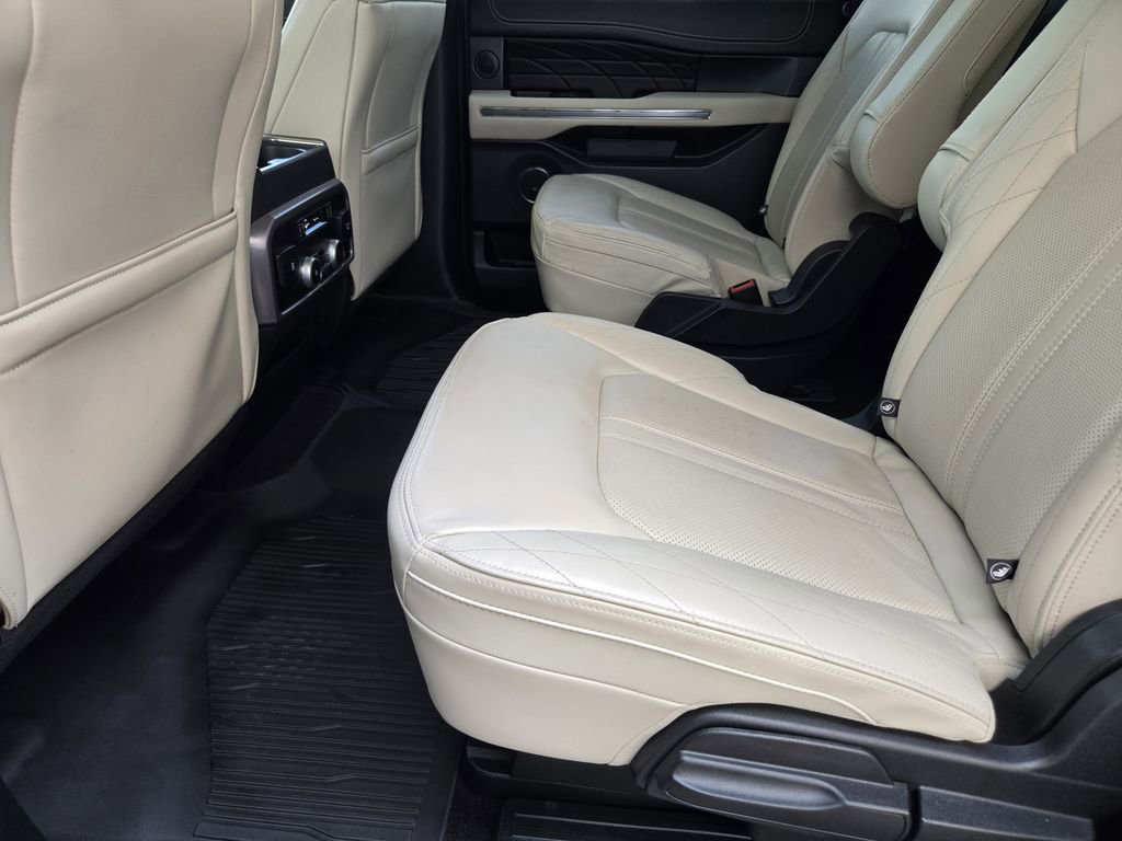 Used 2021 Ford Expedition Max Platinum AWD/4WD image 28