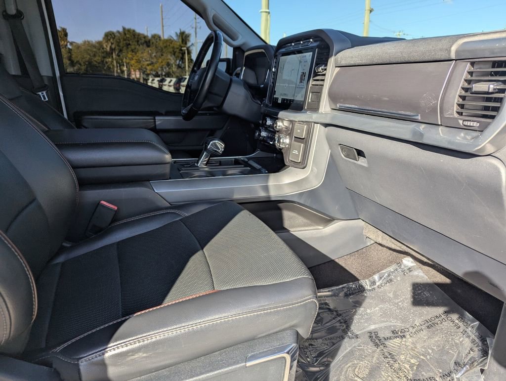 Used 2021 Ford F150 Lariat image 9