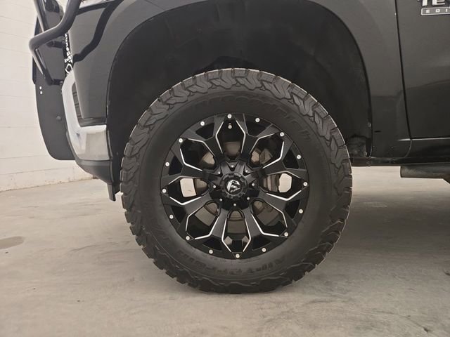 Used 2019 Chevrolet Silverado 1500 LT w/ Texas Edition image 23