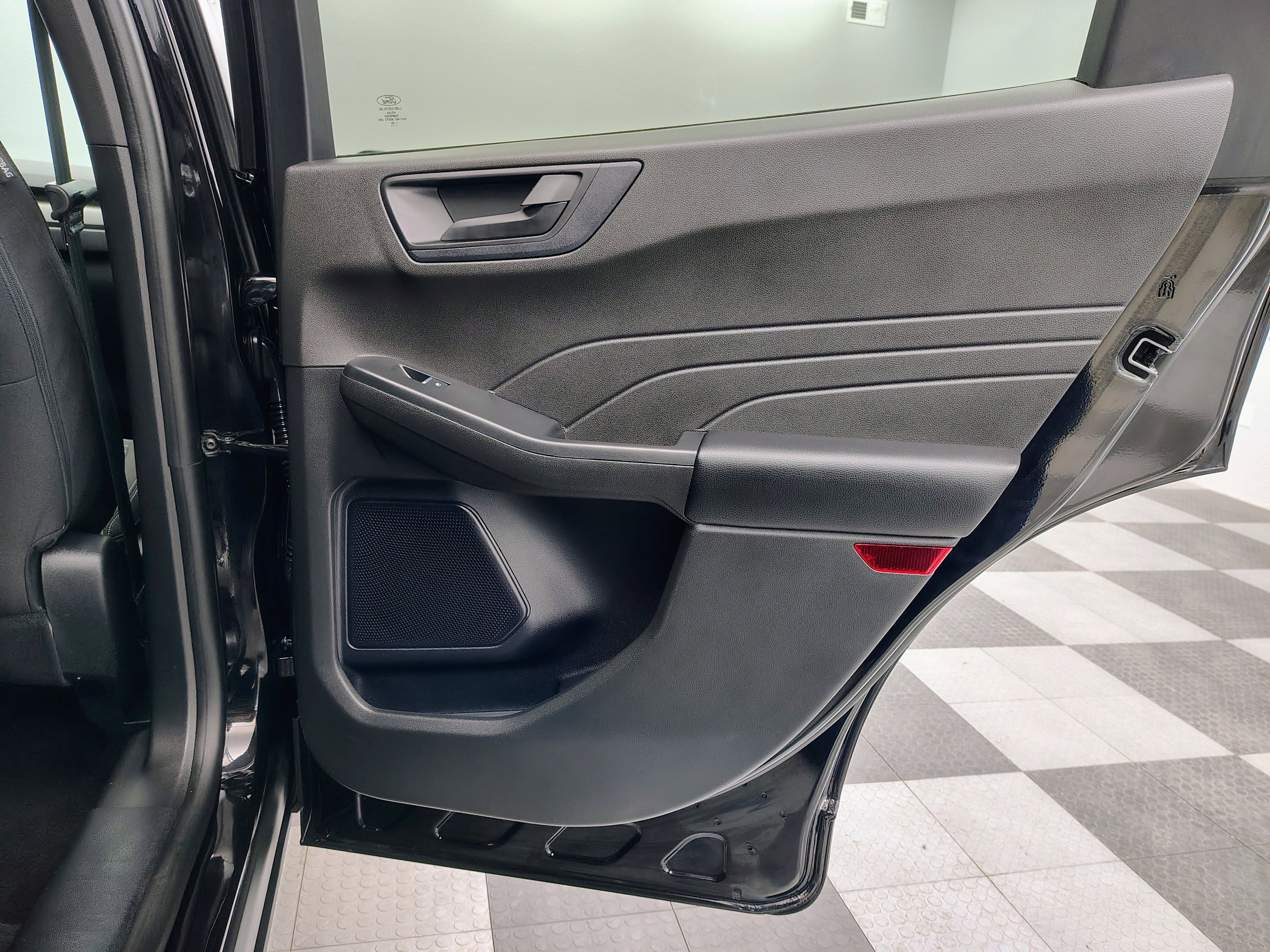 Used 2023 Ford Escape Active w/ Tech Pack #1 image 30