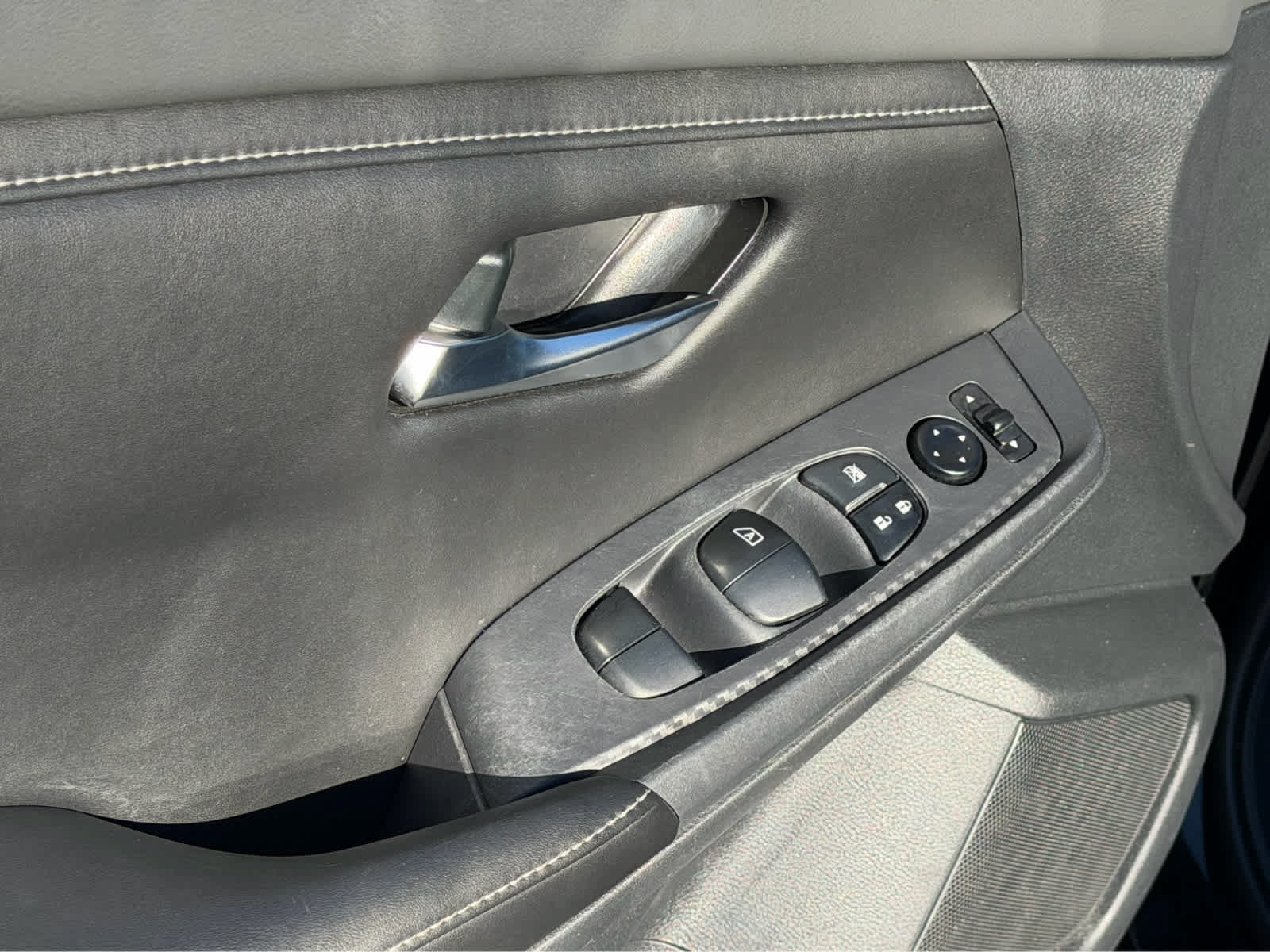 Used 2022 Nissan Sentra SV w/ Trunk Package FWD image 21