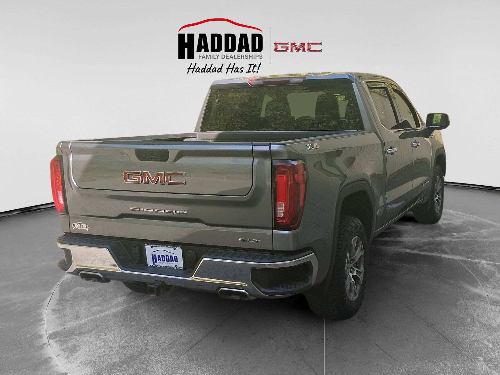 Used 2021 GMC Sierra 1500 SLT w/ X31 Off-Road Package AWD/4WD image 4