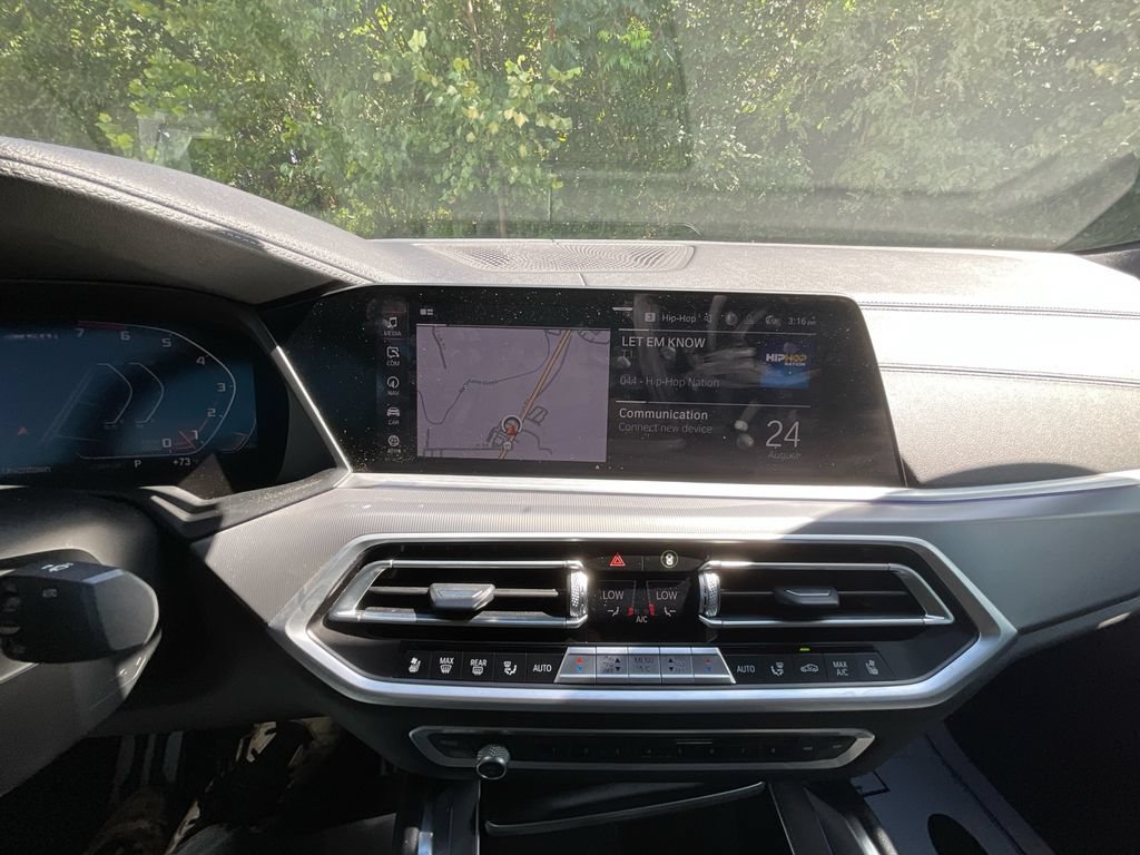 Used 2021 BMW X6 M50i w/ Executive Package AWD/4WD image 19