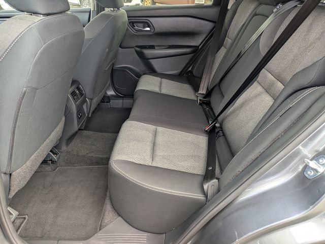 Used 2024 Nissan Rogue SV AWD/4WD image 23