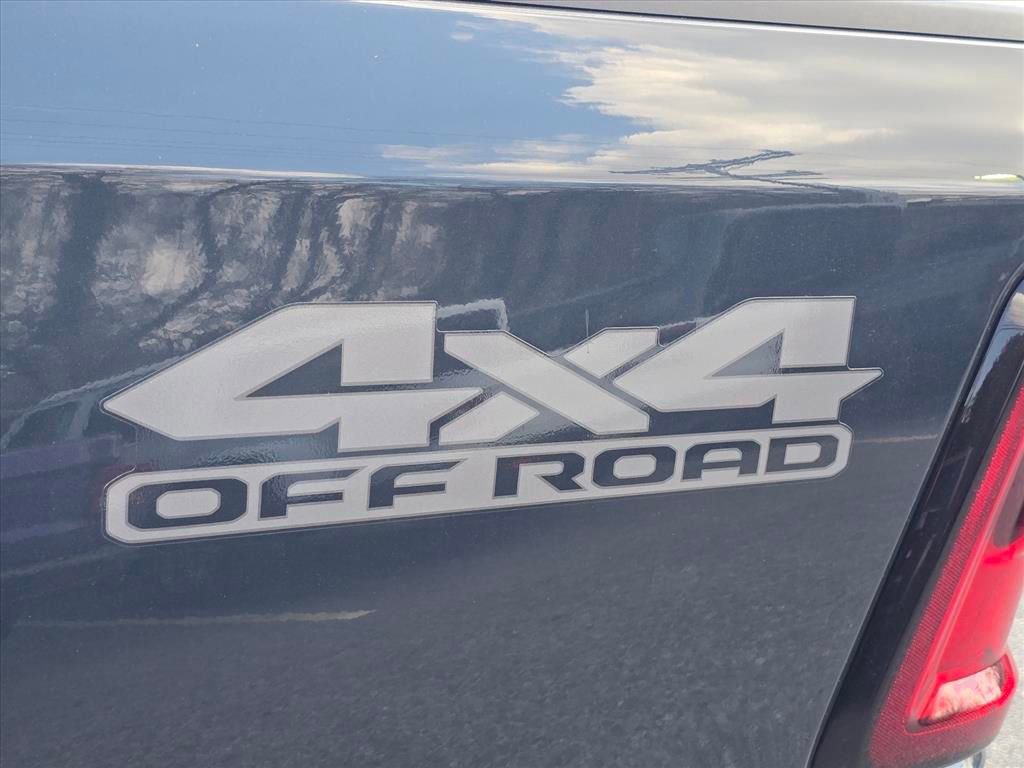 New 2026 RAM 1500 4x4 Crew Cab image 8
