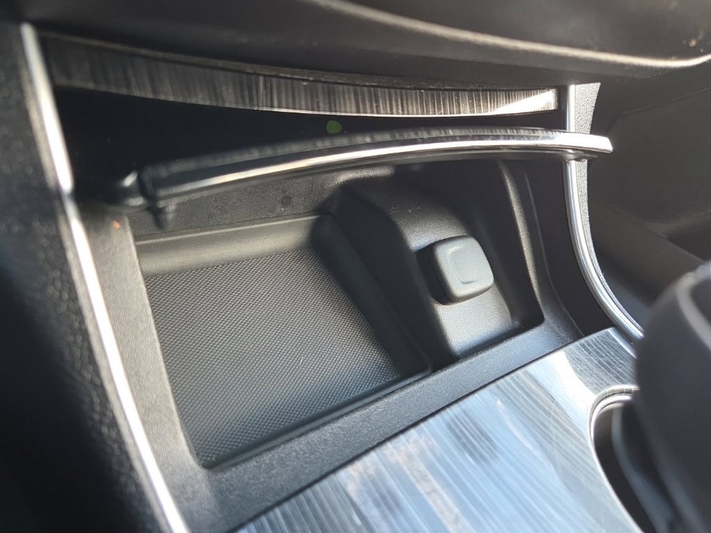 Used 2016 Chevrolet Impala LTZ FWD image 34