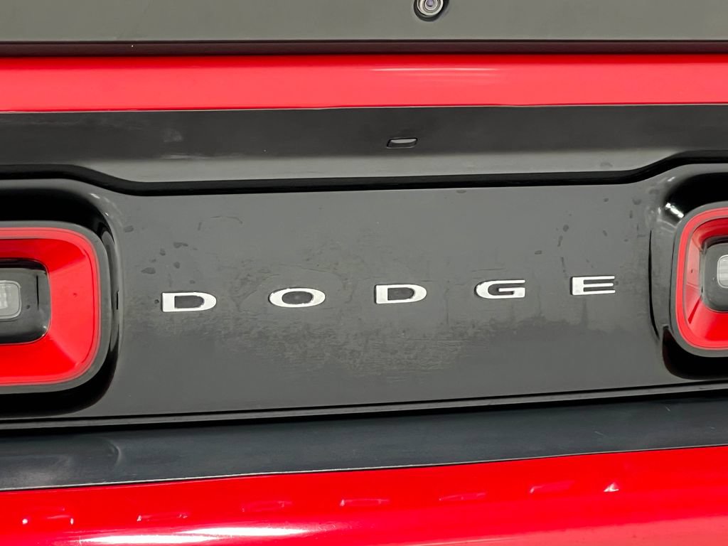 Used 2016 Dodge Challenger R/T Scat Pack RWD image 40