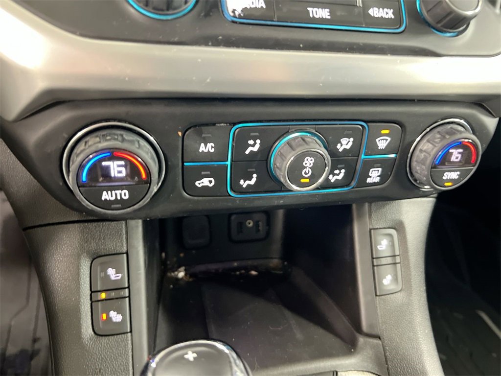 Used 2018 GMC Acadia SLT image 16