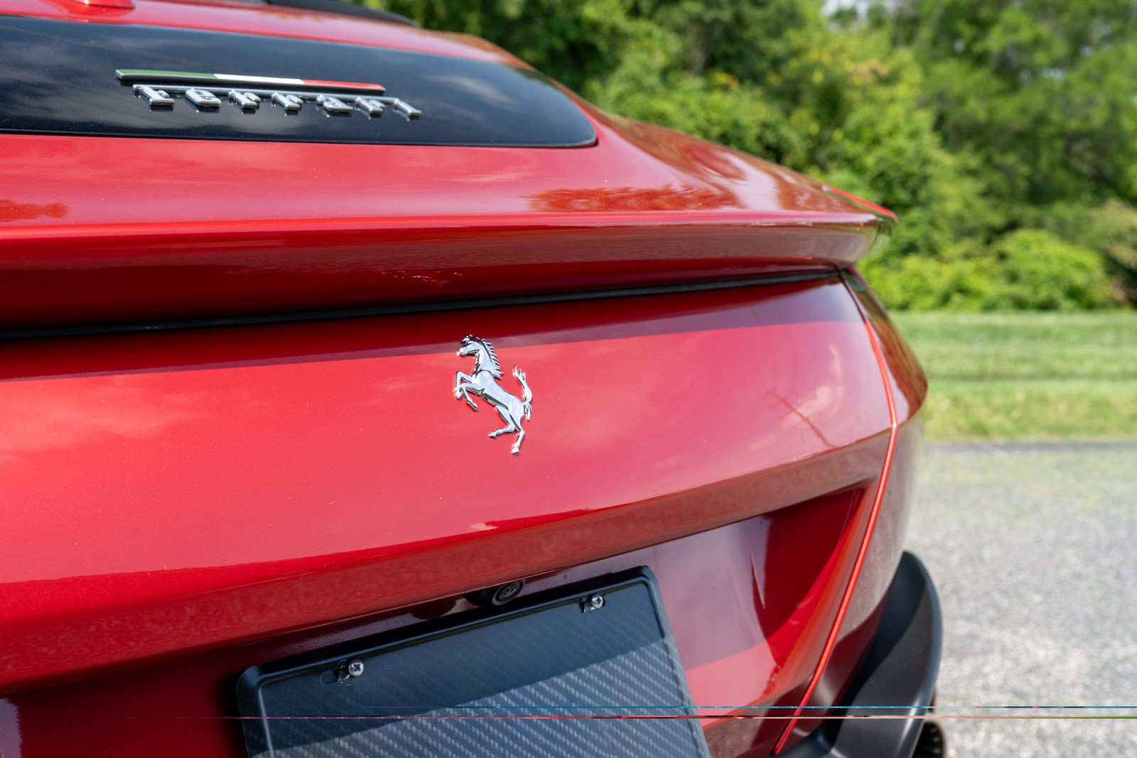Used 2024 Ferrari Roma Spider RWD image 16