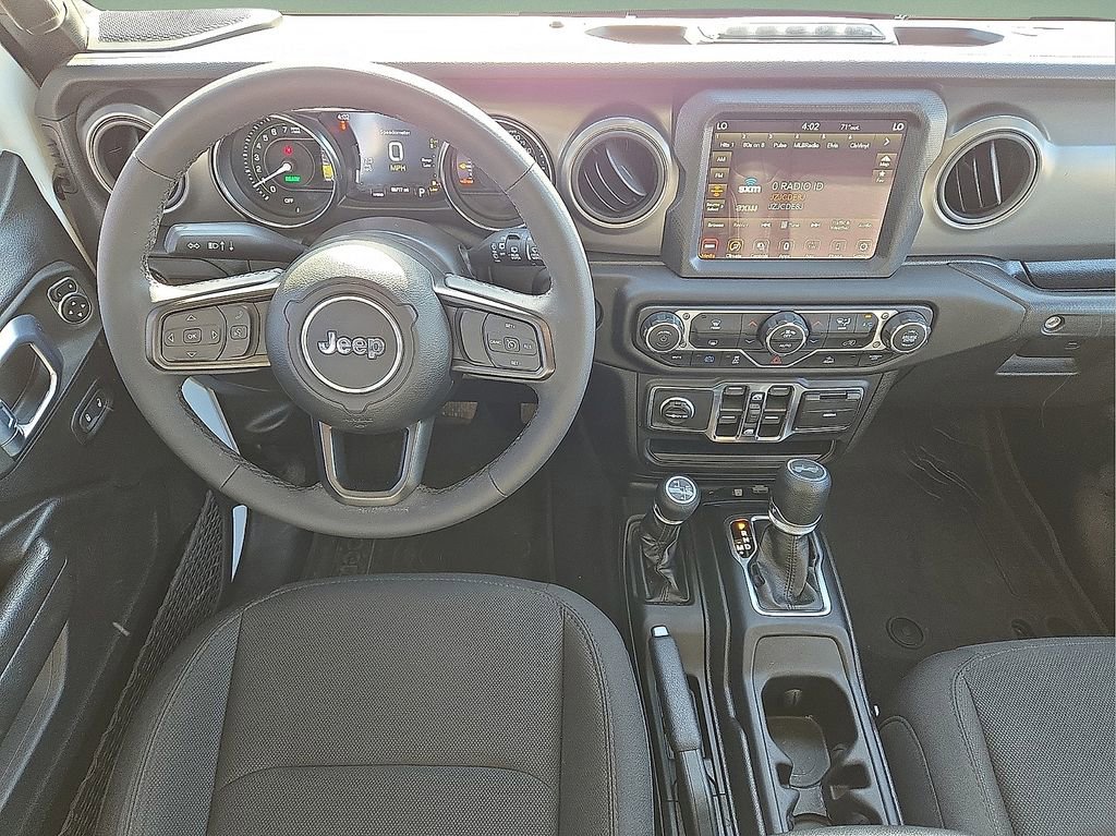 Used 2023 Jeep Wrangler Unlimited w/ 8.4" Radio Group image 18