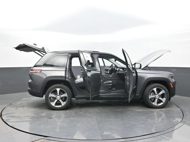 Used 2022 Jeep Grand Cherokee Limited 4xe AWD/4WD image 63