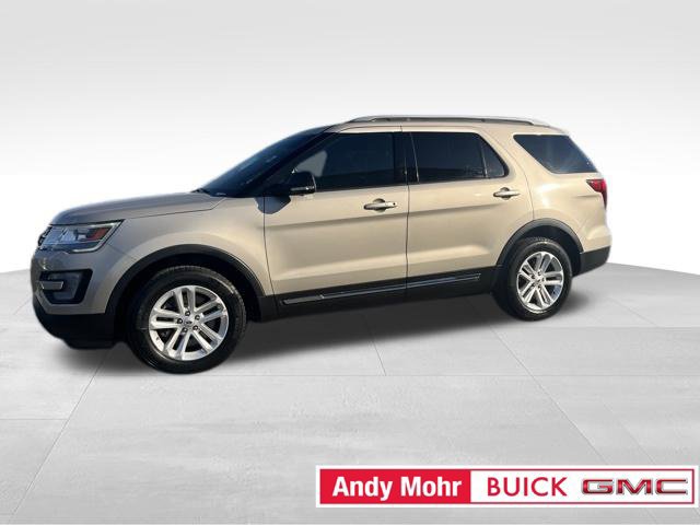Used 2017 Ford Explorer XLT w/ Equipment Group 201A FWD image 6